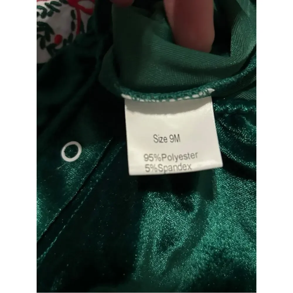 Southern Smocked Co NWT Velvet Christmas Wreath Smocked Outfit